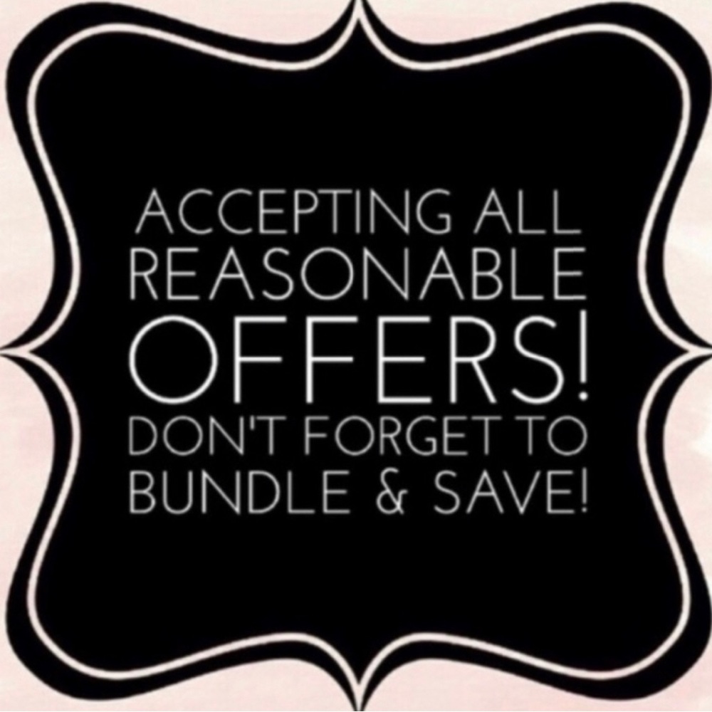 💗Accepting All Reasonable Offers💗